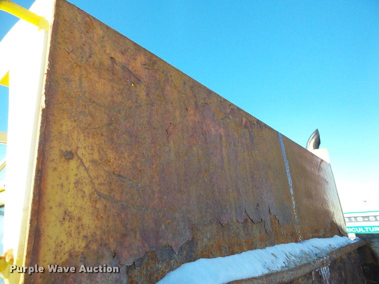 image for item DA1763 1991 Ford L8000 dump truck