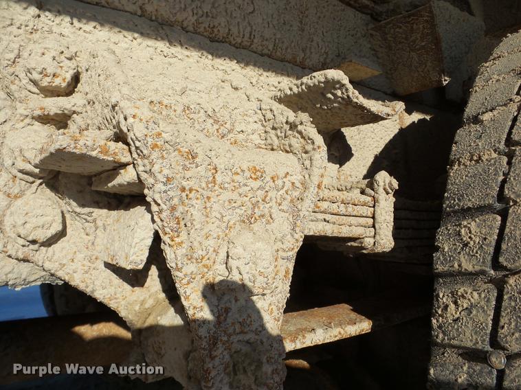 image for item DA1763 1991 Ford L8000 dump truck