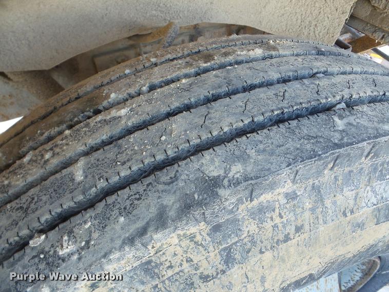 image for item DA1763 1991 Ford L8000 dump truck