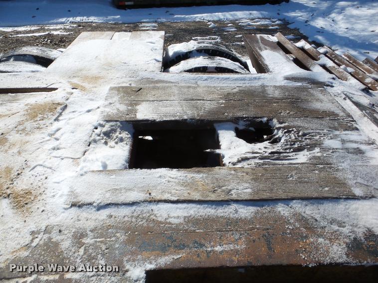 image for item DA1766 1965 Hyster R35T63-TIN lowboy equipment trailer