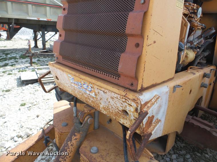 image for item DA1816 1986 Case 760 trencher