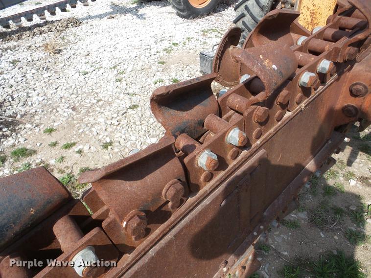 image for item DA1816 1986 Case 760 trencher