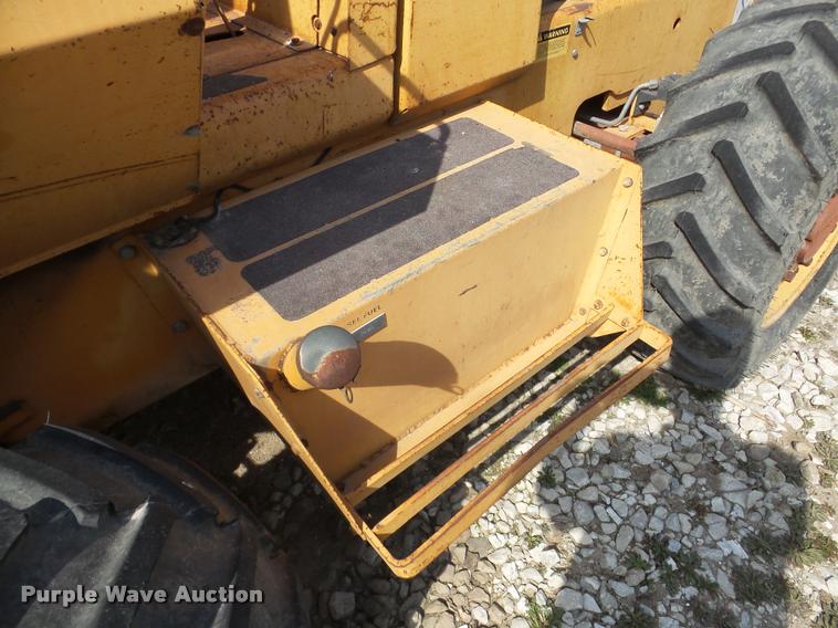 image for item DA1816 1986 Case 760 trencher