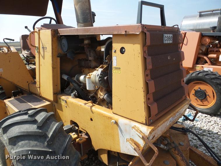 image for item DA1816 1986 Case 760 trencher