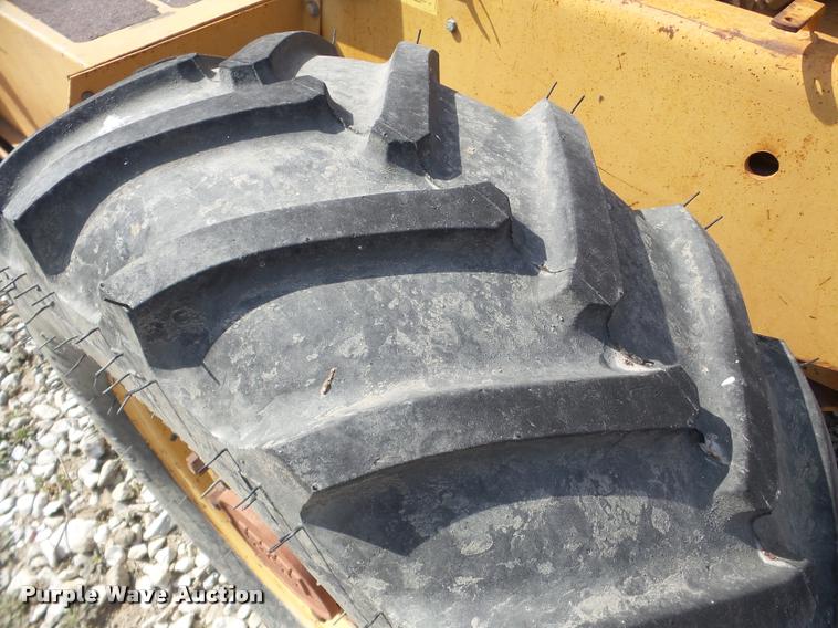 image for item DA1816 1986 Case 760 trencher