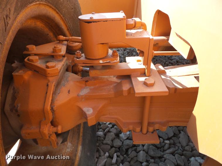 image for item DA1817 1986 Case 760 trencher