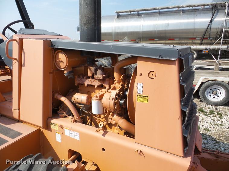 image for item DA1817 1986 Case 760 trencher