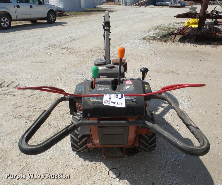 image for item DA1827 1998 Ditch Witch 1230H trencher