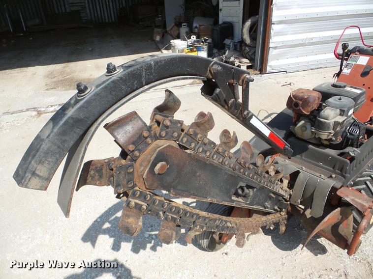 image for item DA1827 1998 Ditch Witch 1230H trencher