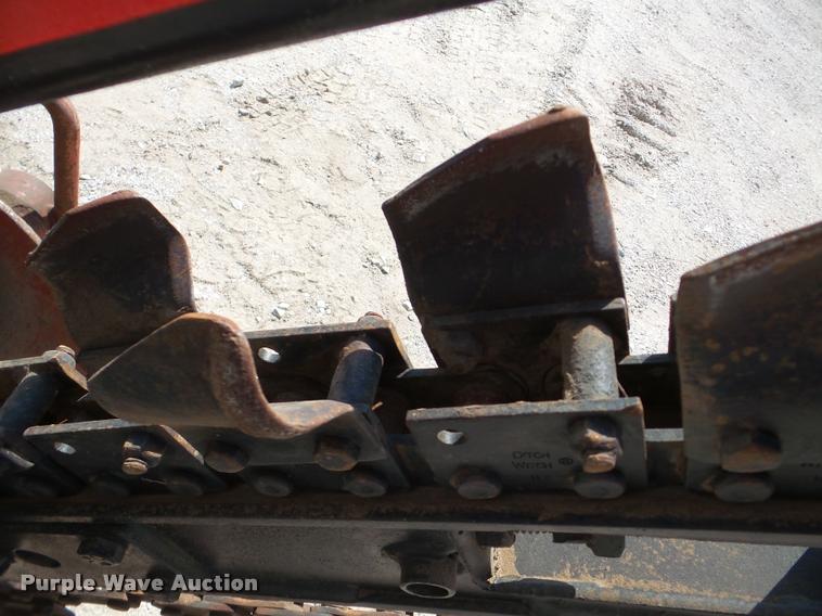 image for item DA1827 1998 Ditch Witch 1230H trencher