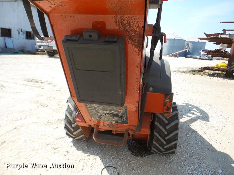 image for item DA1827 1998 Ditch Witch 1230H trencher