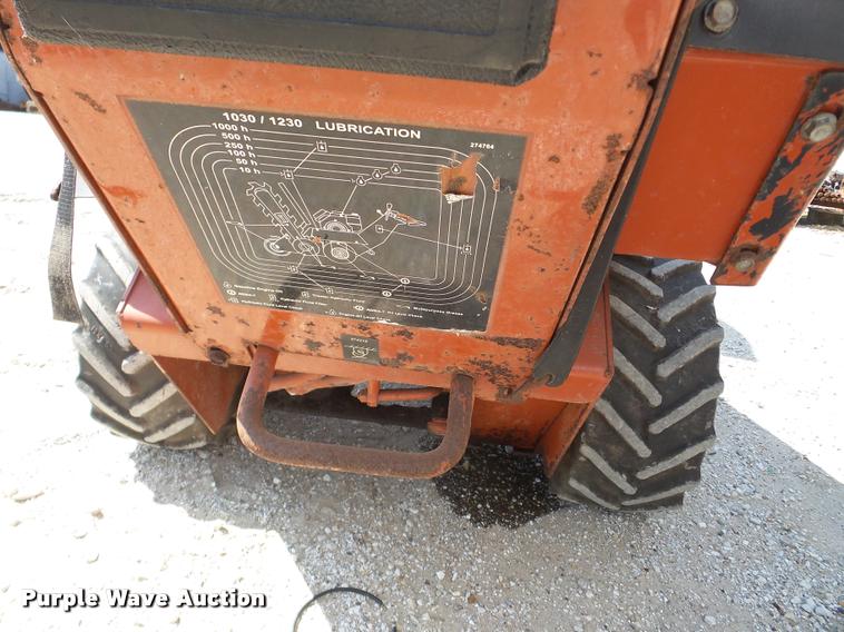 image for item DA1827 1998 Ditch Witch 1230H trencher