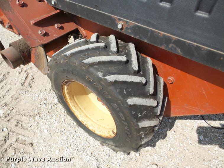 image for item DA1827 1998 Ditch Witch 1230H trencher