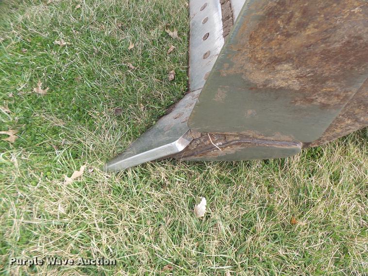 image for item DA3368 2001 John Deere 1050C dozer