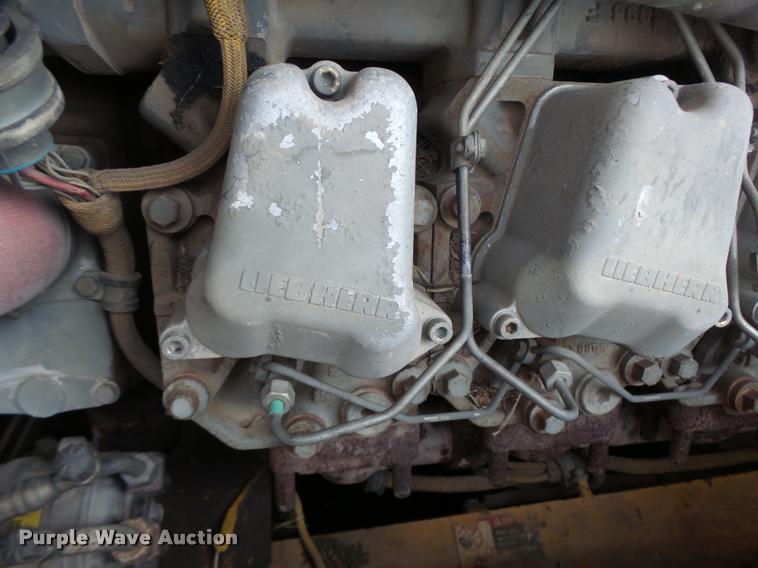 image for item DA3368 2001 John Deere 1050C dozer