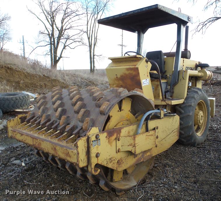 image for item DA7483 Dynapac CA15 single drum vibratory compactor