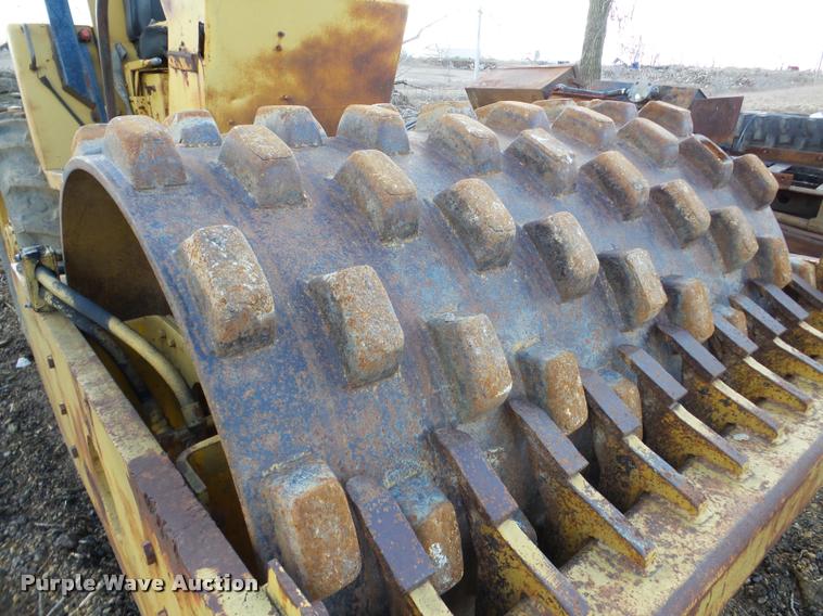 image for item DA7483 Dynapac CA15 single drum vibratory compactor