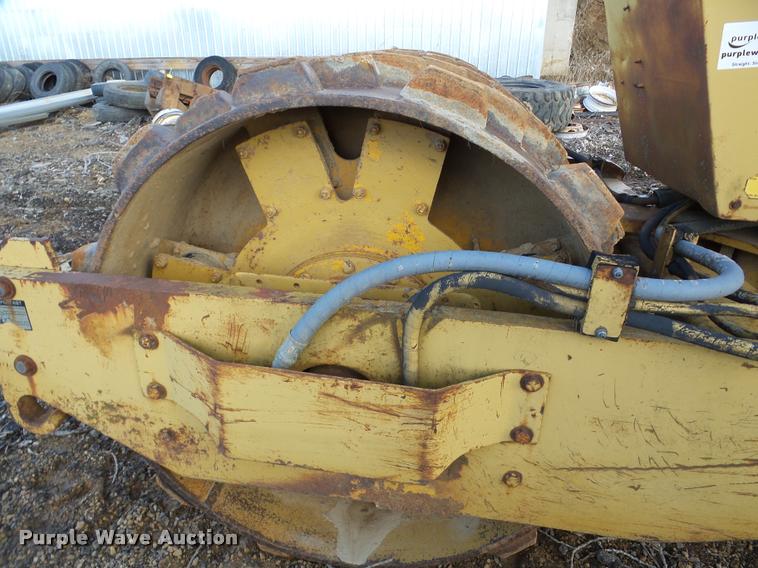 image for item DA7483 Dynapac CA15 single drum vibratory compactor