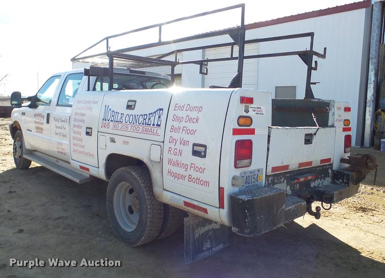 image for item DA7486 2000 Ford F550 utility truck