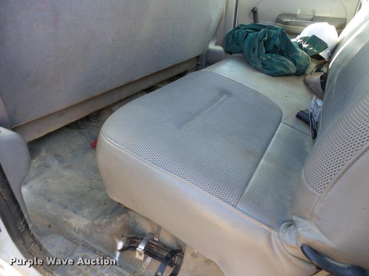image for item DA7486 2000 Ford F550 utility truck