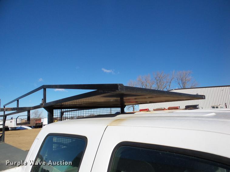 image for item DA7486 2000 Ford F550 utility truck
