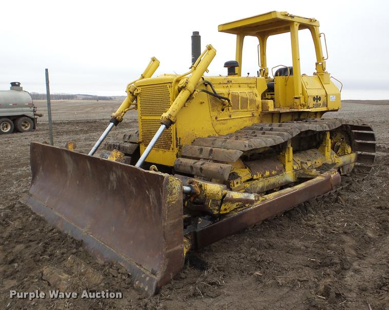 image for item DA7495 Komatsu D65P-8 dozer