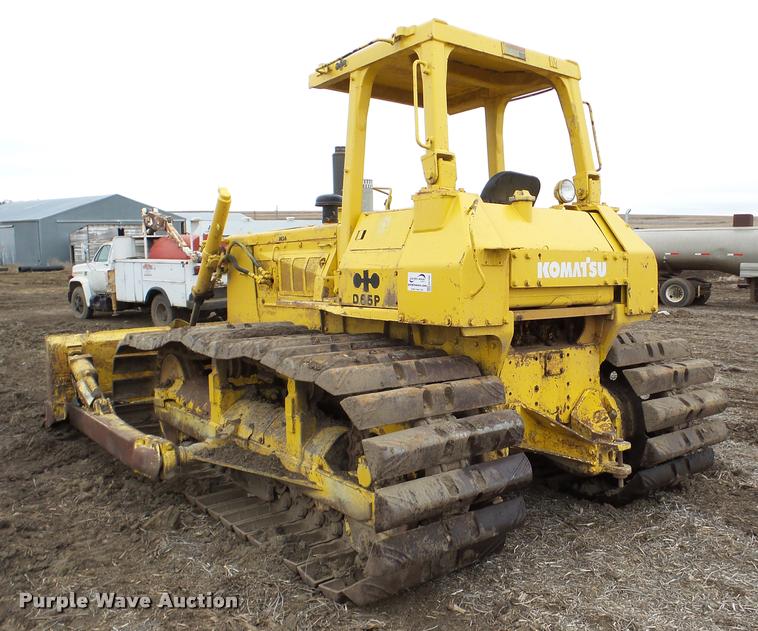 image for item DA7495 Komatsu D65P-8 dozer