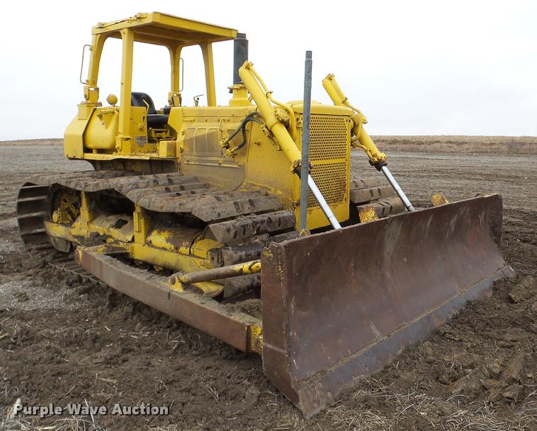 image for item DA7495 Komatsu D65P-8 dozer