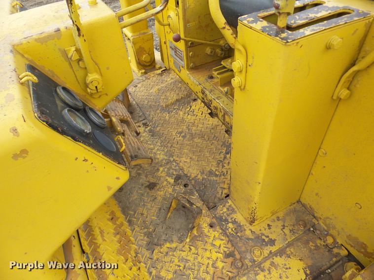 image for item DA7495 Komatsu D65P-8 dozer