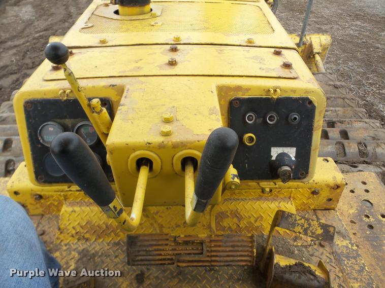 image for item DA7495 Komatsu D65P-8 dozer