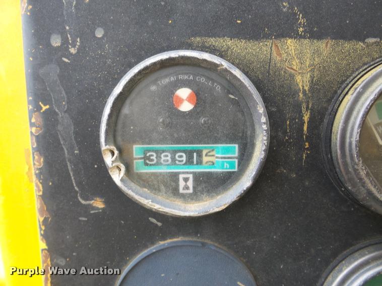 image for item DA7495 Komatsu D65P-8 dozer