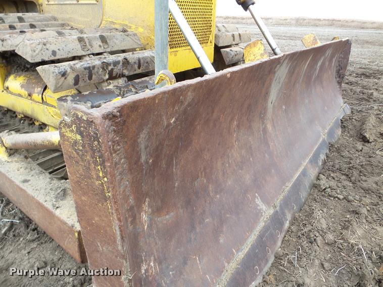 image for item DA7495 Komatsu D65P-8 dozer