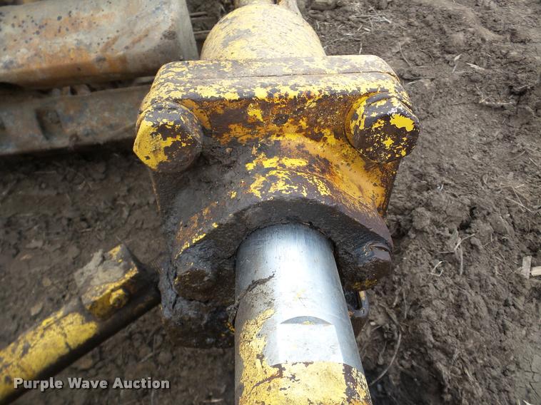 image for item DA7495 Komatsu D65P-8 dozer