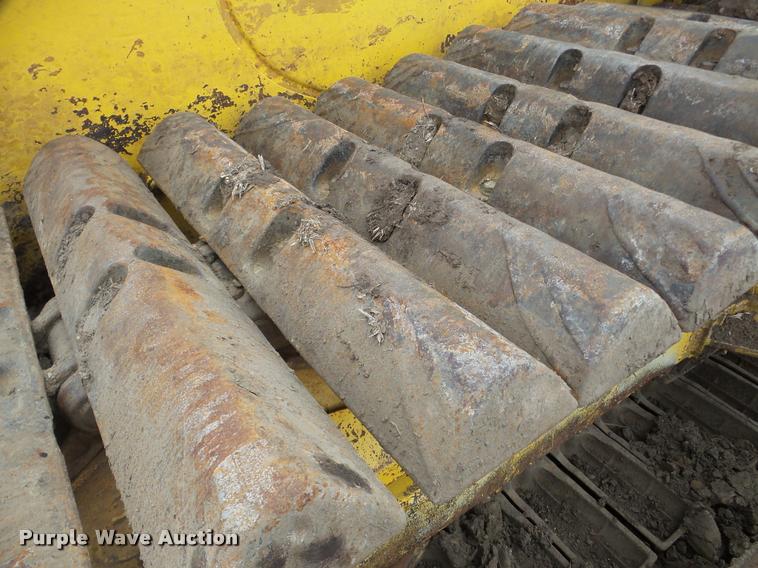 image for item DA7495 Komatsu D65P-8 dozer