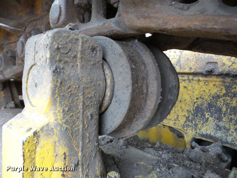 image for item DA7495 Komatsu D65P-8 dozer