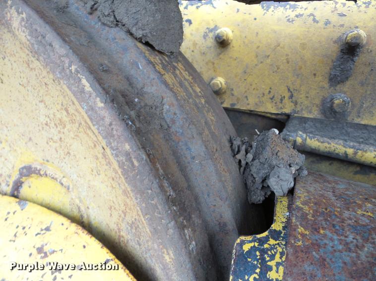 image for item DA7495 Komatsu D65P-8 dozer