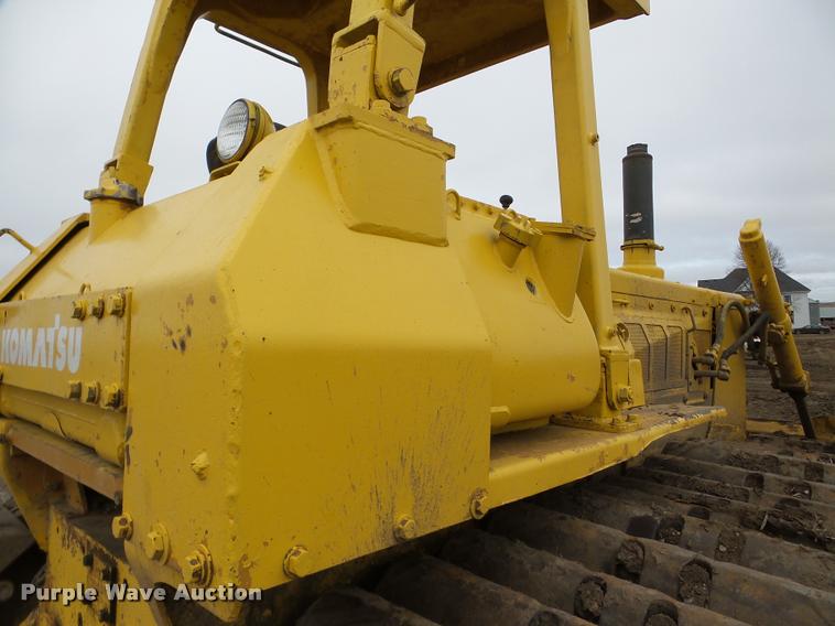 image for item DA7495 Komatsu D65P-8 dozer