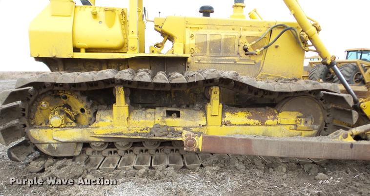 image for item DA7495 Komatsu D65P-8 dozer