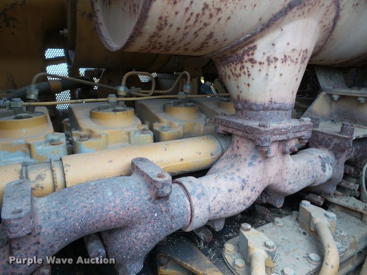 image for item DA7495 Komatsu D65P-8 dozer