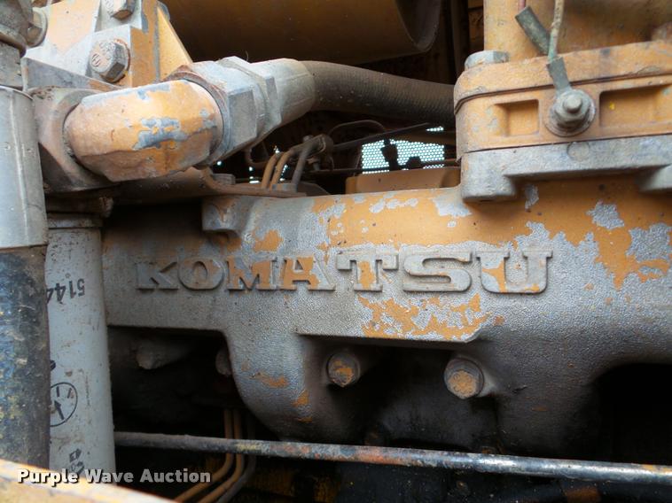 image for item DA7495 Komatsu D65P-8 dozer