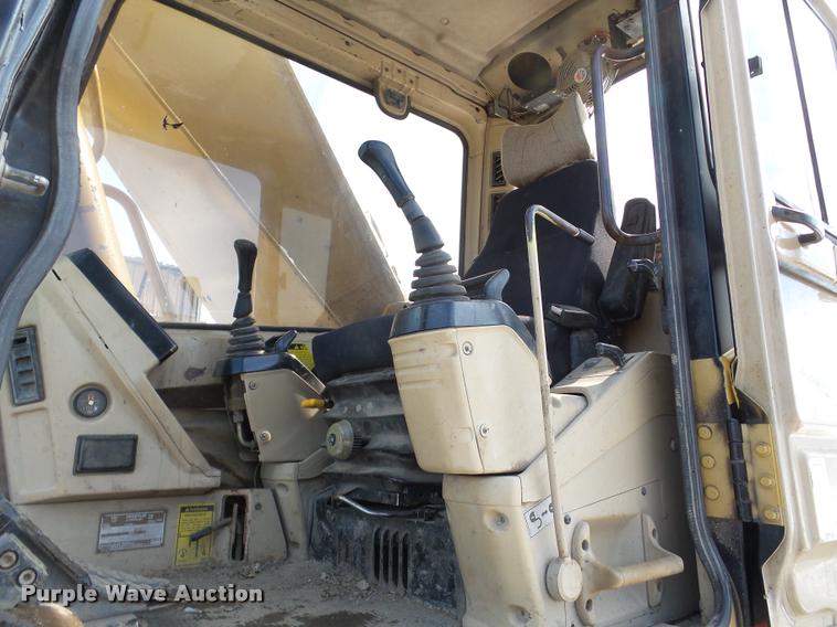image for item DA7498 1993 Caterpillar 330 L excavator