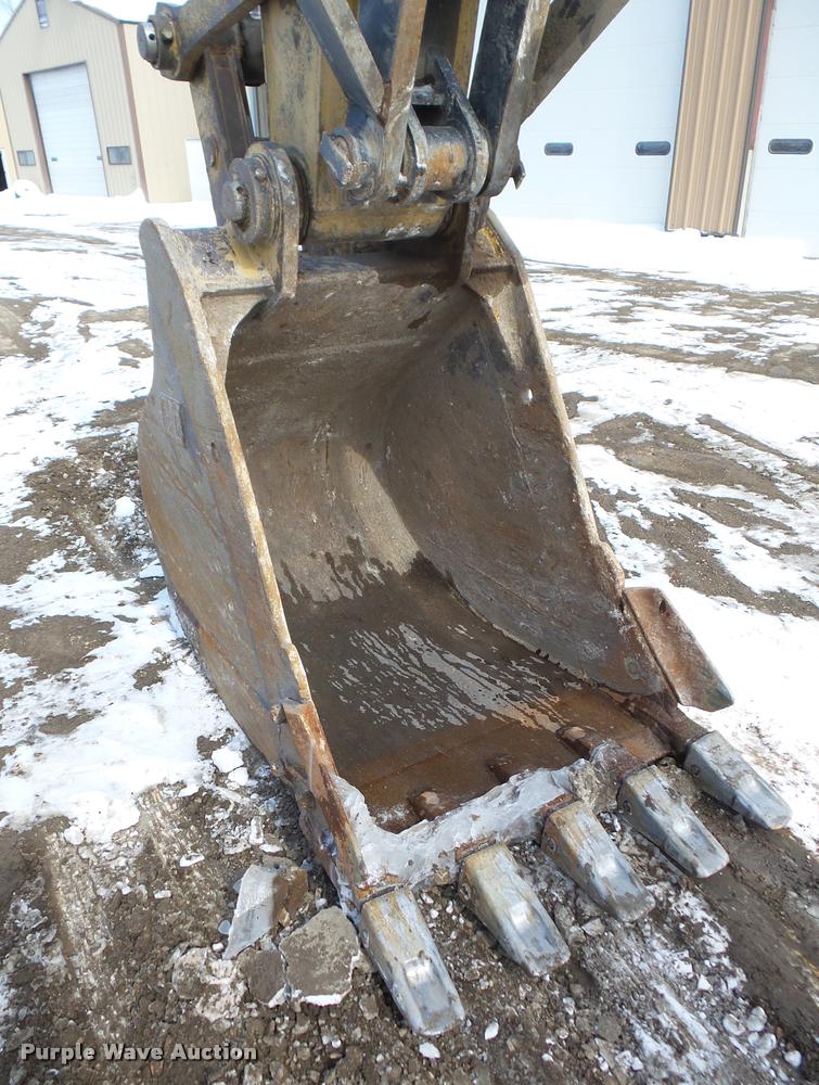 image for item DA7498 1993 Caterpillar 330 L excavator