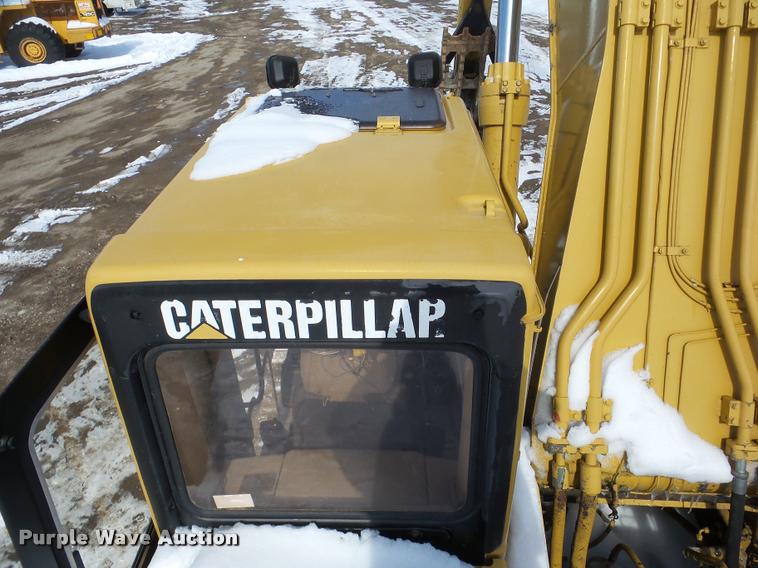 image for item DA7498 1993 Caterpillar 330 L excavator