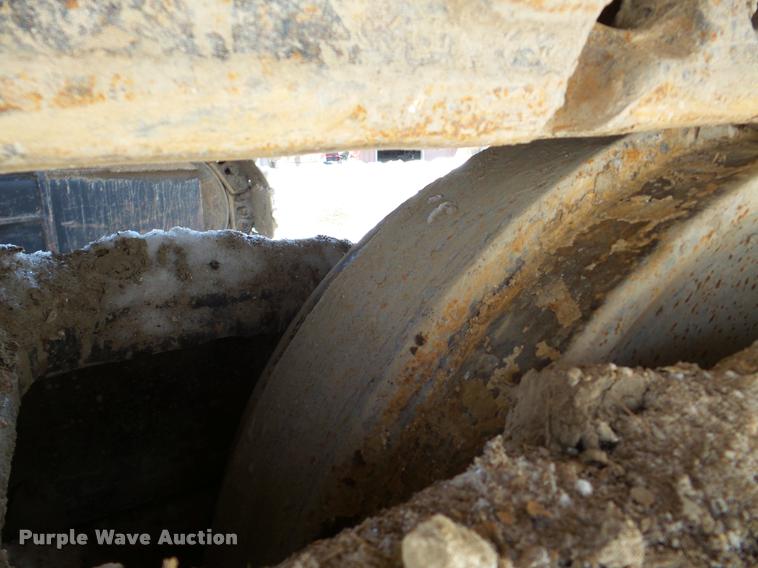 image for item DA7498 1993 Caterpillar 330 L excavator