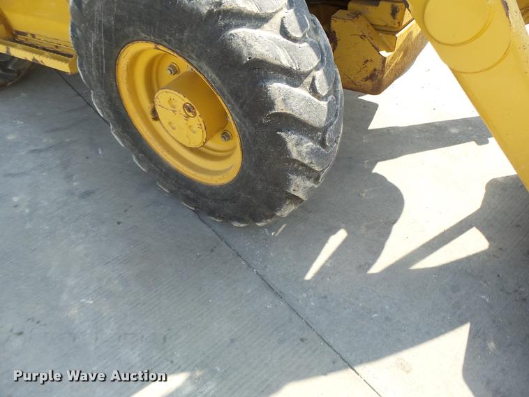 image for item DA9426 2001 Caterpillar 420D backhoe