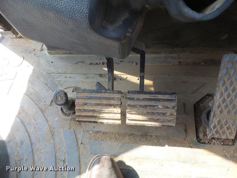 image for item DA9426 2001 Caterpillar 420D backhoe