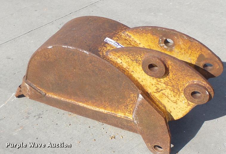 image for item DA9431 Case backhoe bucket