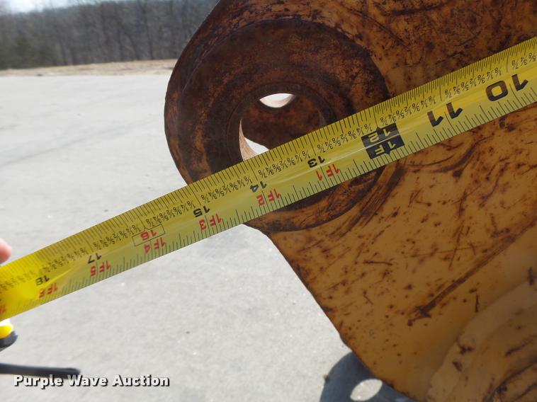 image for item DA9431 Case backhoe bucket