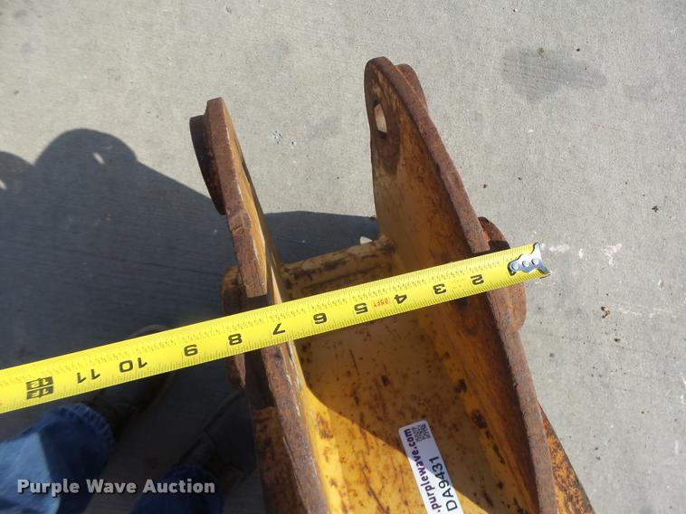 image for item DA9431 Case backhoe bucket