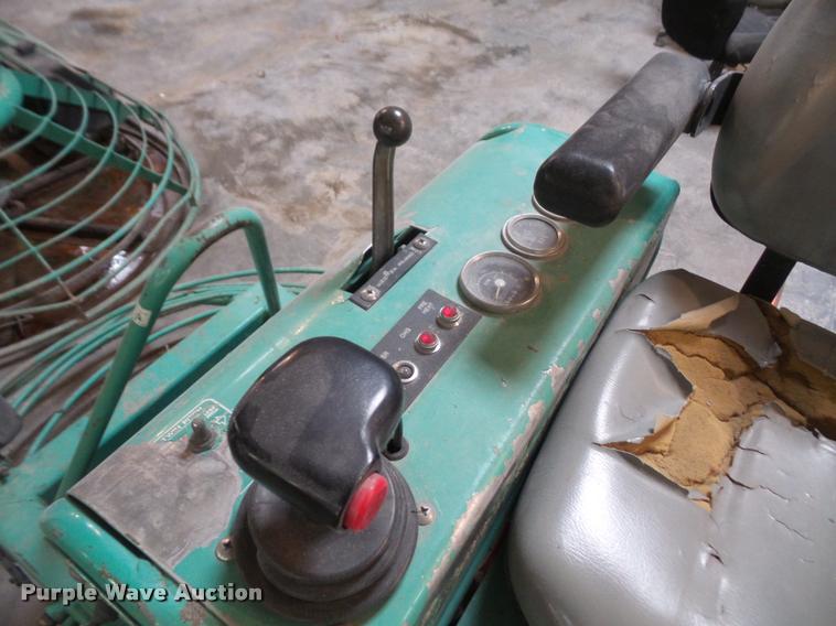 image for item DB0539 1999 Whiteman STH55JDTCSL power trowel